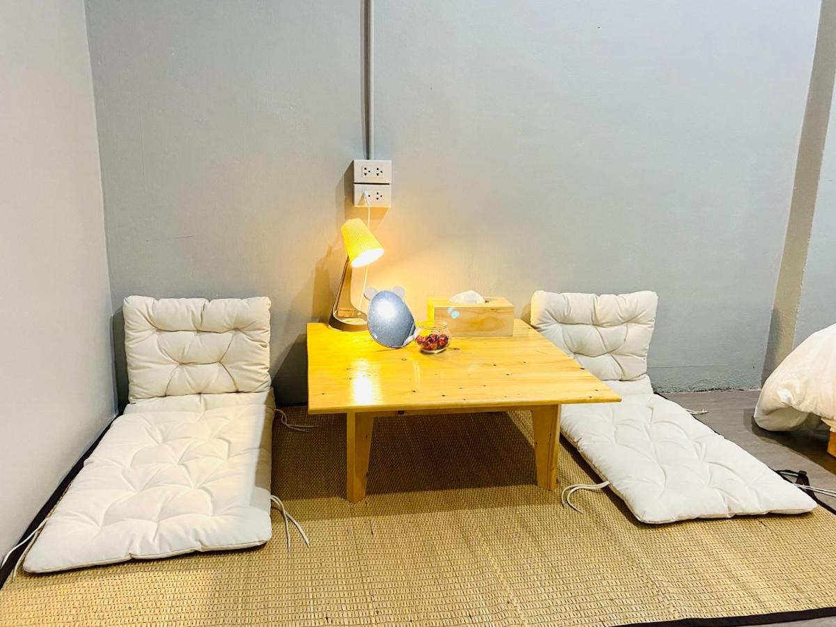 Bangpho Story Hostel Bangkok Luaran gambar