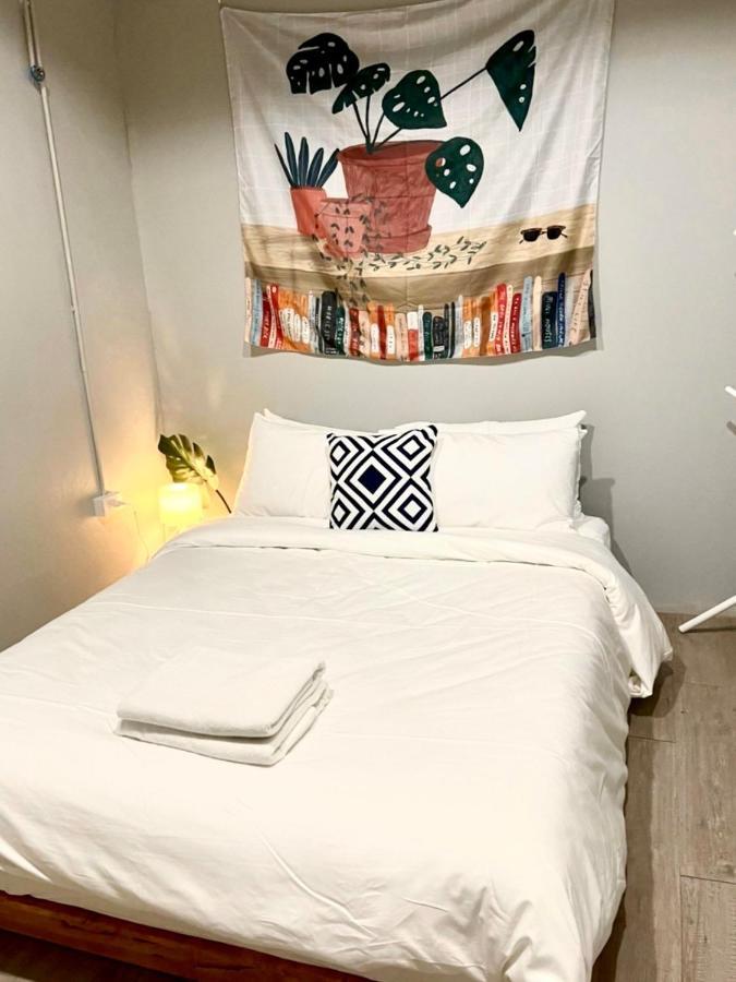 Bangpho Story Hostel Bangkok Luaran gambar